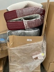 4 X VARIETY OF MATTRESSES OF DIFFERENT MODELS AND SIZES INCLUDING NALUI MATTRESSES OF UNSPECIFIED SIZES (MAY BE BROKEN OR DIRTY).