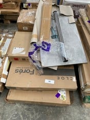 PALLET OF ASSORTED FURNITURE INCLUDING COMPLETE AUXILIARY WOODEN FURNITURE (MAY BE BROKEN OR INCOMPLETE).