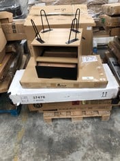 PALLET OF ASSORTED FURNITURE INCLUDING COMPUTER DESK (MAY BE BROKEN OR INCOMPLETE).