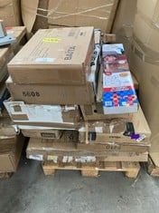 PALLET OF ASSORTED FURNITURE INCLUDING EXTENDABLE ROOF CLOTHESLINE (MAY BE BROKEN OR INCOMPLETE).