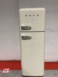 SMEG 50'S STYLE FREESTANDING 70/30 FRIDGE FREEZER RIGHT HAND HINGE MODEL: FAB30RCR5UK RRP £1,579