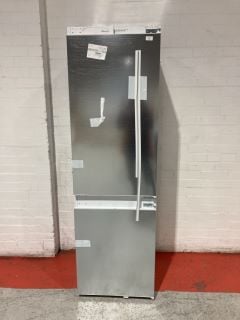 BOSCH SERIES 2 INTERGRATED 60/40 FRIDGE FREEZER MODEL: KIN86NSE0G RRP £779 (003351153)