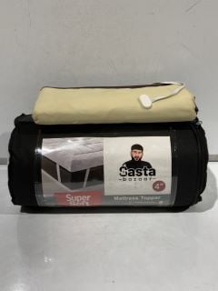 BOX OF ITEMS TO INCLUDE SASTA BAZAAR MATTRESS TOPPER DOUBLE