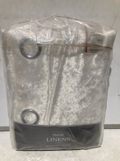 BOX OF HOUSEHOLD ITEMS TO INCLUDE PRIME LINENS WHITE SANTIAGO CURTAIN