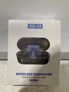 BOX OF ELECTRONICS TO INCLUDE WIRELESS EARPHONE TWS 5.0