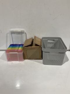 BOX OF HOUSEHOLD ITEMS TO INCLUDE HEFTMAN 5X7 PHOTO STORAGE BOXES