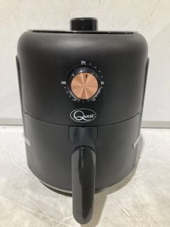 BOX OF HOUSEHOLD ITEMS TO INCLUDE QUEST 2.3 LITRE COMPACT AIR FRYER