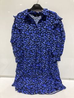 BOX OF PREMIUM DESIGNER APPAREL TO INCLUDE VERY BLUE FLORAL BLOUSE SIZE 10