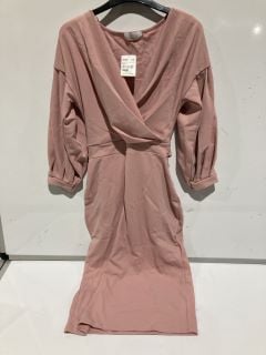 BOX OF PREMIUM DESIGNER APPAREL TO INCLUDE QUIZ PINK WRAP MIDI DRESS SIZE 14