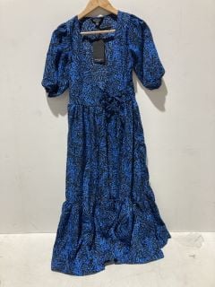 BOX OF PREMIUM DESIGNER APPAREL TO INCLUDE BRAVE SOUL LONDON BLUE ANIMAL DRESS SIZE S RRP £30