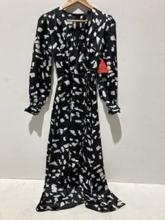 3 X AX PARIS BLACK PRINTED WRAP OVER MIDI DRESS SIZE 6 RRP £30