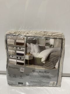 BOX OF ITEMS TO INCLUDE BELLEDORM EXCEPTIONAL HOME LINENS KING DIVAN BASE WRAP 152 X 198CM