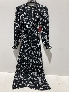 3 X AX PARIS BLACK PRINTED WRAP OVER MIDI DRESS SIZE 6 RRP £30