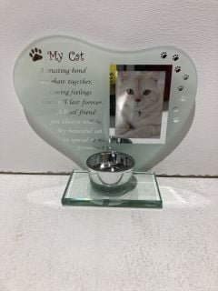 3 X CAT MEMORIAL PICTURE FRAME WITH WRITTEN MEANING