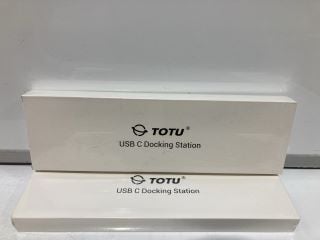 BOX OF ASSORTED ITEMS TO INCLUDE USB C DOCKING STATION, 12 IN 1 USB TYPE C HUB