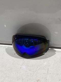 2 X SKI GOGGLES BLUE RRP £80