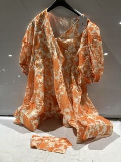 BOX OF ASSORTED ITEMS TO INCLUDE FOREVER UNIQUE FLORAL PATTERN DRESS ORANGE SIZE UK 6 RRP £95