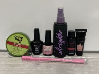 BOX OF ASSORTED ITEMS TO INCLUDE URBAN DECAY ALL NIGHTER LONG LASTING MAKEUP SETTING SPRAY