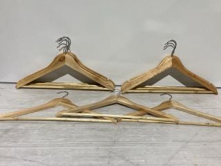 2 X ITEMS TO INCLUDE WARDROBE HANGERS