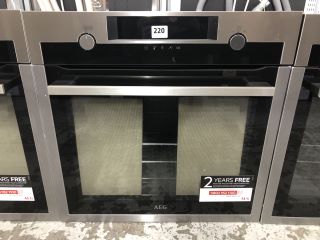 AEG BUILT-IN SINGLE OVEN MODEL: BCE556060M - RRP.£699 (EX-DISPLAY)