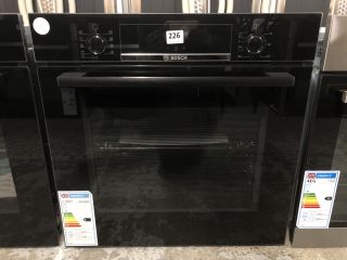 BOSCH BUILT-IN SINGLE OVEN MODEL: HBS534BB0B - RRP.£399 (EX-DISPLAY)