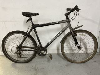 RIDGEBACK CYCLONE MOUNTAIN BIKE - MPSS3341893 (VAT ONLY PAYABLE ON BUYERS PREMIUM)