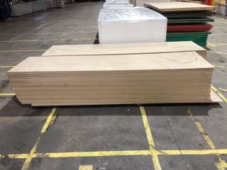 PALLET OF VERTICAL HALF CUT PLYWOOD BOARDS