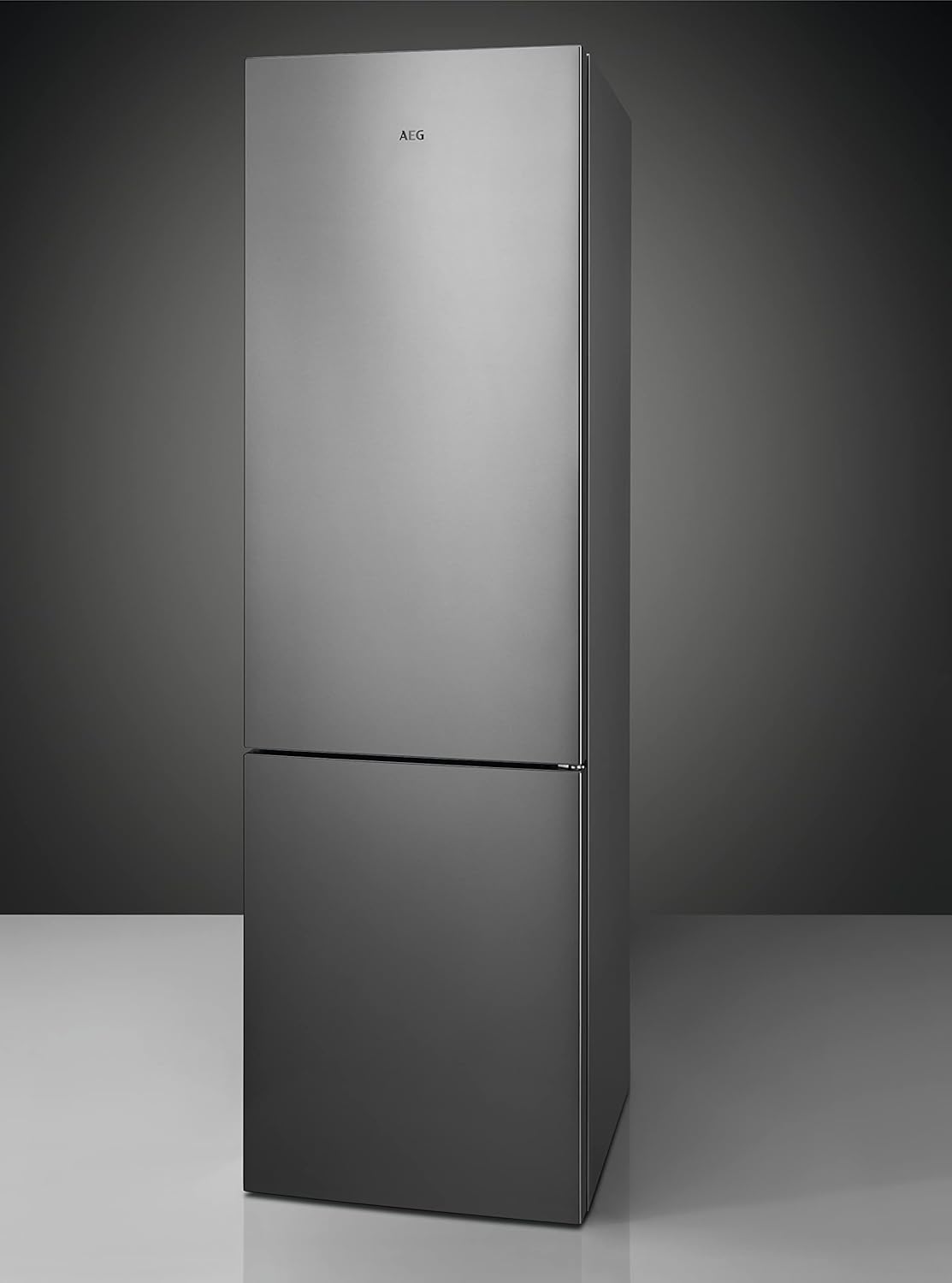 AEG 6000 TWINTECH 201CM HIGH 70/30 NO FROST FRIDGE FREEZER - STAINLESS STEEL  MODEL: RCB636E2MX RRP: £779(IN PACKAGING)