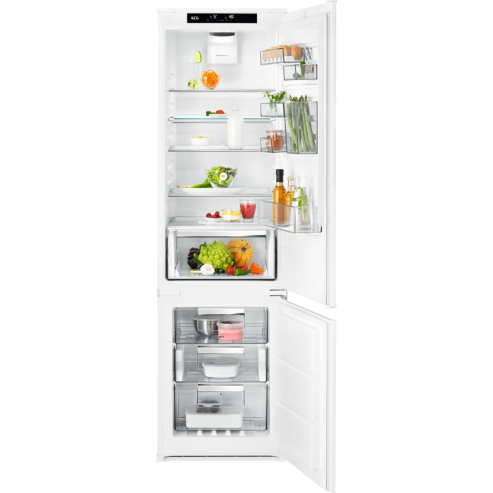 AEG 188CM HIGH 70/30 INTEGRATED FROST FREE FRIDGE FREEZER WITH SLIDING DOOR FIXING KIT MODEL: SCE819E5TS RRP: £899(IN PACKAGING)