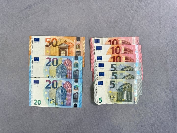 135 Euros In Banknotes (VAT ONLY PAYABLE ON BUYERS PREMIUM)