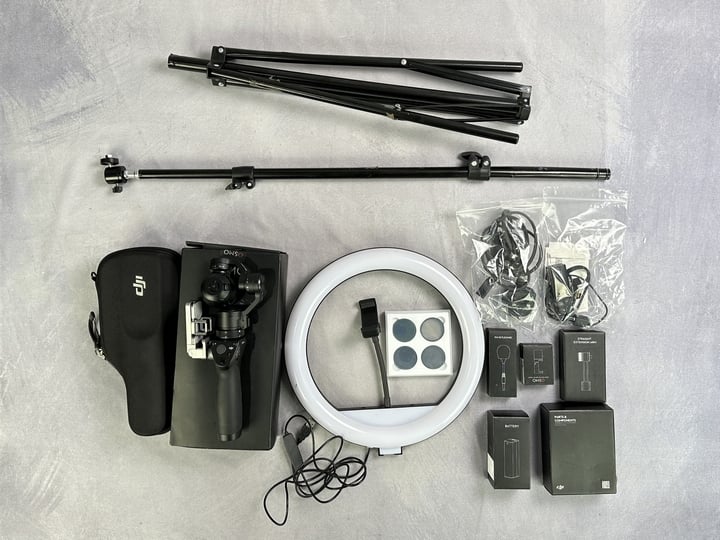 DJI Osmo Model No:OM160 Handheld 4K Camera With Box And Accessories/Extras And Broken Selfie Light (VAT ONLY PAYABLE ON BUYERS PREMIUM)