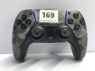 SONY PLAYSTATION 5 DUAL SENSE WIRELESS CONTROLLER - GREY CAMO - RRP.£64