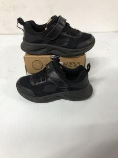 SKECHERS CHILDREN'S TRAINERS - BLACK - SIZE: 11