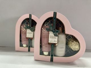 2 X BAYLIS & HARDING SIGNATURE COLLECTION KEEPSAKE BOX JOJOBA, VANILLA & ALMOND OIL RRP: £18.00 EACH