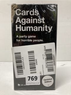 CARDS AGAINST HUMANITY GAME