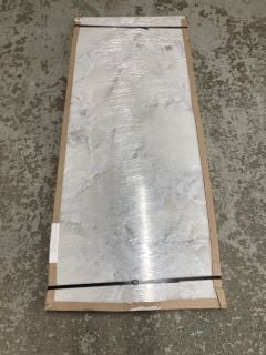 WHITE MARBLE EFFECT KITCHEN WORKTOP (1500 X 635 X 45MM) (COLLECTION FROM SITE ONLY)