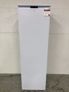 CDA INTEGRATED TALL FREEZER MODEL FW821/3 RRP £649