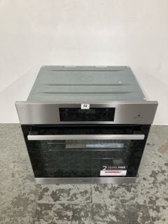 AEG BUILT-IN SINGLE ELECTRIC OVEN MODEL BES355010M RRP £299