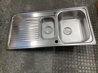 BLANCO STAINLESS STEEL KITCHEN SINK WITH DRAINER