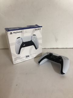 2 X SONY PLAYSTATION 5 DUAL SENSE WIRELESS CONTROLLERS