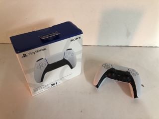 2 X SONY PLAYSTATION 5 DUAL SENSE WIRELESS CONTROLLERS