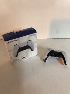 2 X SONY PLAYSTATION 5 DUAL SENSE WIRELESS CONTROLLERS