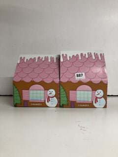 2 X CHRISTMAS BATH BOMBS SETS