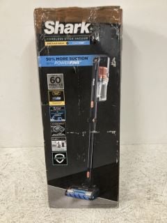 SHARK CORDLESS STICK VACUUM