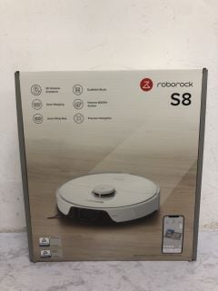 ROBOROCK ROBOT VACUUM