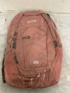 REGATTA GREAT OUTDOORS DUSTY ROSE BACKPACK