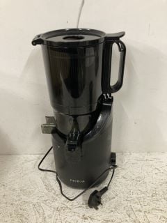 FRIDJA F2500 SELF FEEDING SLOW JUICER