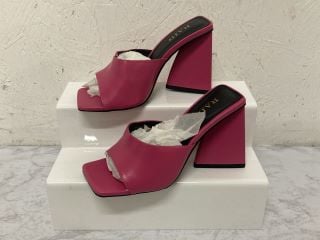 RAID LONDON HIGH HEELS SIZE: 5