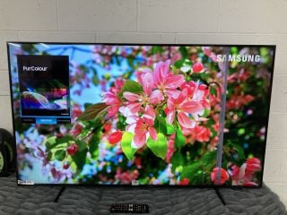 SAMSUNG 55" 4K TV MODEL UE55DU7100K (NO BOX, WITH REMOTE, WITH STAND) (DISPLAY FAULT, PRESSURE MARK) RRP £422