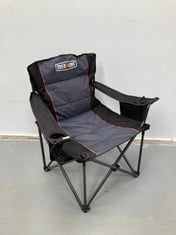 CAMPING CHAIR OVER MONT LARGE FOLDING CHAIR WITH ARMRESTS AND THERMAL BAG.